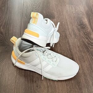 Adidas Cloudfoam Super